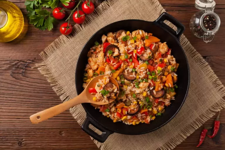 Rețetă Ghiveci de Legume: Gustul Delicios al Prospetimii intr-un Singur Vas